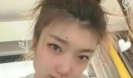 李梦爆料图片搞笑视频,爆料瞬间引发网友狂欢，笑料百出！